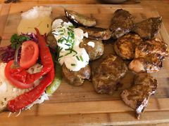 烧烤拼盘-Krčma Šatlava