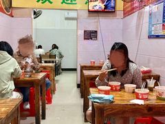 大堂-李字号臭豆腐(总店)