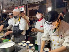 -马杰金城马爷牛奶鸡蛋醪糟·清真(正宁路店)