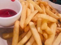 -Geneva日内瓦餐厅(西郊宝成花苑店)