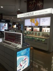 店内环境-CLINIQUE倩碧