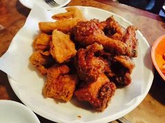 -BHC炸鸡(明洞总店)