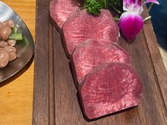 -唯成•韩国炭火烤肉 유성고기