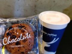 海盐芝士鸳鸯拿铁-瑞幸咖啡(芳村万象店)