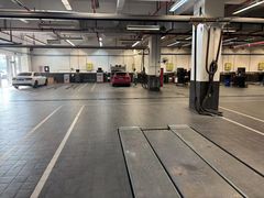-上海永达奥诚奥迪4S店(申江路店)