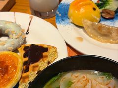-亚龙湾希尔顿自助餐厅·海鲜·烧烤·沙滩BBQ·现场乐队