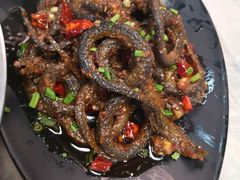 -靓靓蒸虾(恩施新天地店)