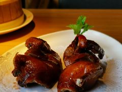 玻璃脆皮乳鸽-粤秀餐厅(国货店)