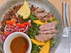 煎牛肉能量Bowl-Wagas沃歌斯(太古汇店)