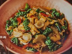 -云海肴·汽锅鸡·云南菜(天山百盛优客店)