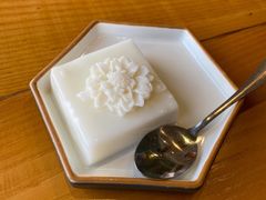 杏仁荷豆腐-小堂宴·老厦门码头小炒(厦大店)