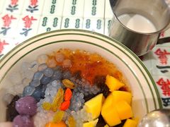超级桃胶芋圆-堂屋糖水店(愚园店)