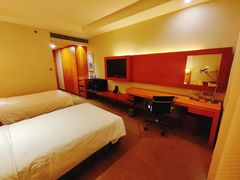 -上海浦东康桥绿地假日酒店