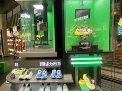 -UNDER ARMOUR(淮海755店)