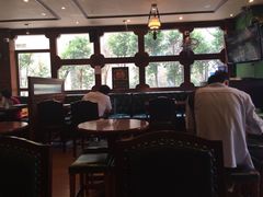 -Hooley's活利仕西餐厅(珠江新城店)