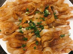 烤粉-亮亮烧烤(积玉桥总店)