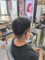 -藤野造型烫发染发