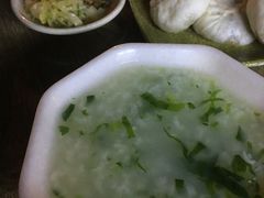 -舒小笼松针小笼包