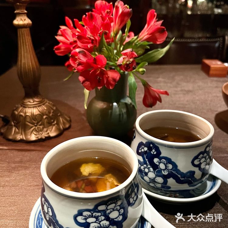 东山口独栋小洋楼私房菜，新中式真的很出片📸