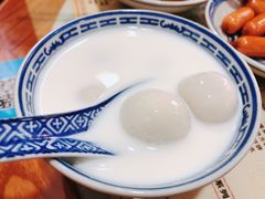 牛奶花生汤圆-双喜老铺(人民广场店)