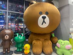 -LINE FRIENDS Garosu-gil Flagship Store
