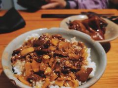 -红猪卤肉饭(大西洋美食城店)