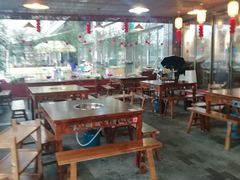 大堂-岳记兴隆·青城腊排铜火锅(融创店)