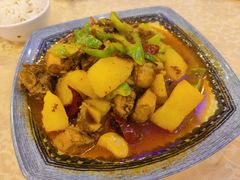 特色的大盘鸡-维吾尔餐厅(宜山路店)