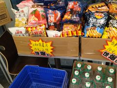 -华联超市(隆昌路店)