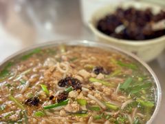 -正宗杨记普洱酸醋米线(总店)