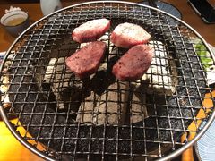 厚切牛舌-不倒翁炭火烧肉(永安里店)