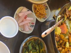 -富正毅三下锅·湘西韵味(天门山索道店)