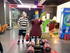 -开阳里游泳健身