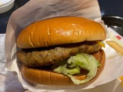 经典肉酱汁汁厚作牛肉汉堡单人餐-肯德基(新人民公园店)