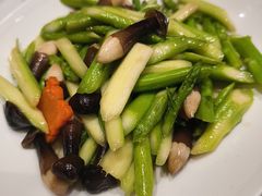 -乔家小院•本地小海鲜•非遗驴肉(万年泉路店)