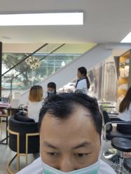 -诗悦发型烫染SALON