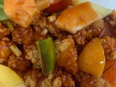 菠萝咕咾虾球-避风塘·老港味餐厅(虹口龙之梦店)