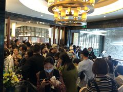 等位区-东方红海鲜百汇(国际大厦店)