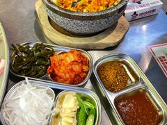 -哈哈碳都·牛肋条无限自助烤肉(台江万达店)
