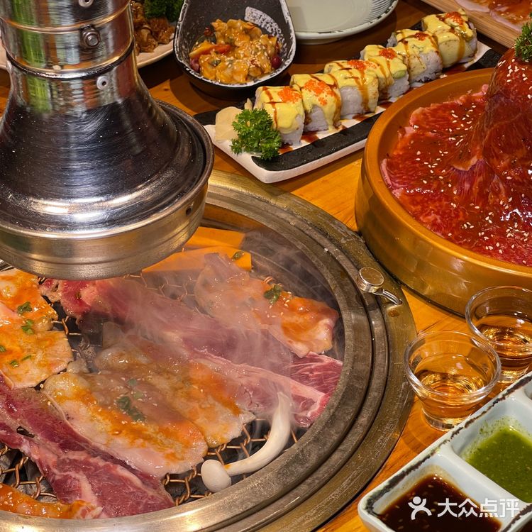 成都老牌日式烧肉丨实惠量大，和牛、五花、寿司好好吃😆