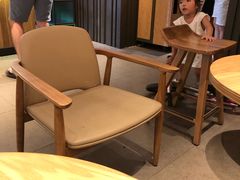 大堂-星巴克(汾阳路店)