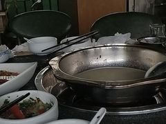 大堂-肖仙仙羊肉汤·始于1996年(郫都店)