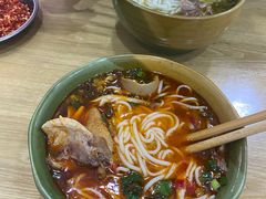 -全家福米线