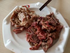 -闫家驴肉老店(华电一校店)