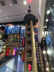 -乐高品牌旗舰店(人民广场店)
