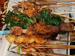 -华府九号海鲜烧烤大排档(龙域店)