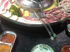 -哈哈碳都·牛肋条无限自助烤肉(宝龙店)