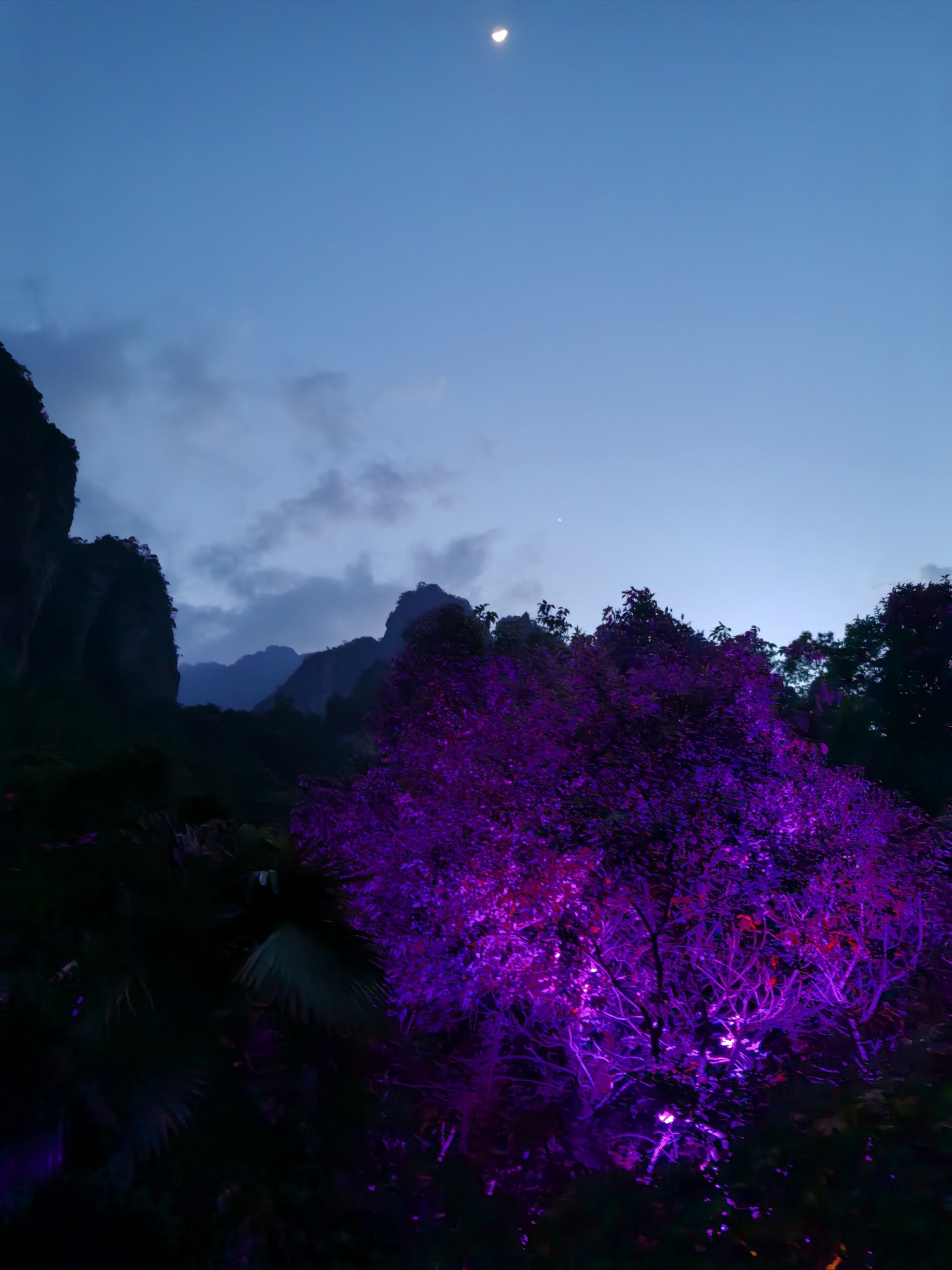 雁荡山灵峰夜景 晚上18:50以后进场