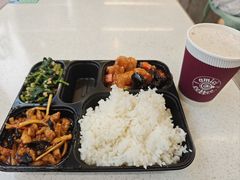 -亚惠美食花园(大连开发区安盛购物广场店)