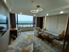 -镇江润扬大桥酒店